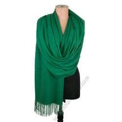 S 5545 Кашмирен дамски едноцветен шал в зелено