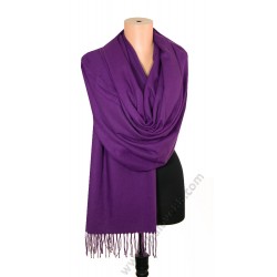 S 5545 Кашмирен дамски едноцветен шал в тъмнолилаво