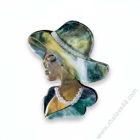 S 1111 зелен/ 1302 зелен Изискан комплект от шал с цветя и брошка в зелено