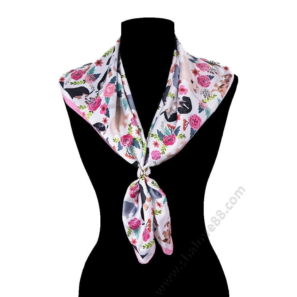 S 3118-1 Закачливо дамско фишу със сладки кученца и рози