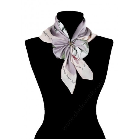 S 6277 Копринено дамско фишу с красиви цветя