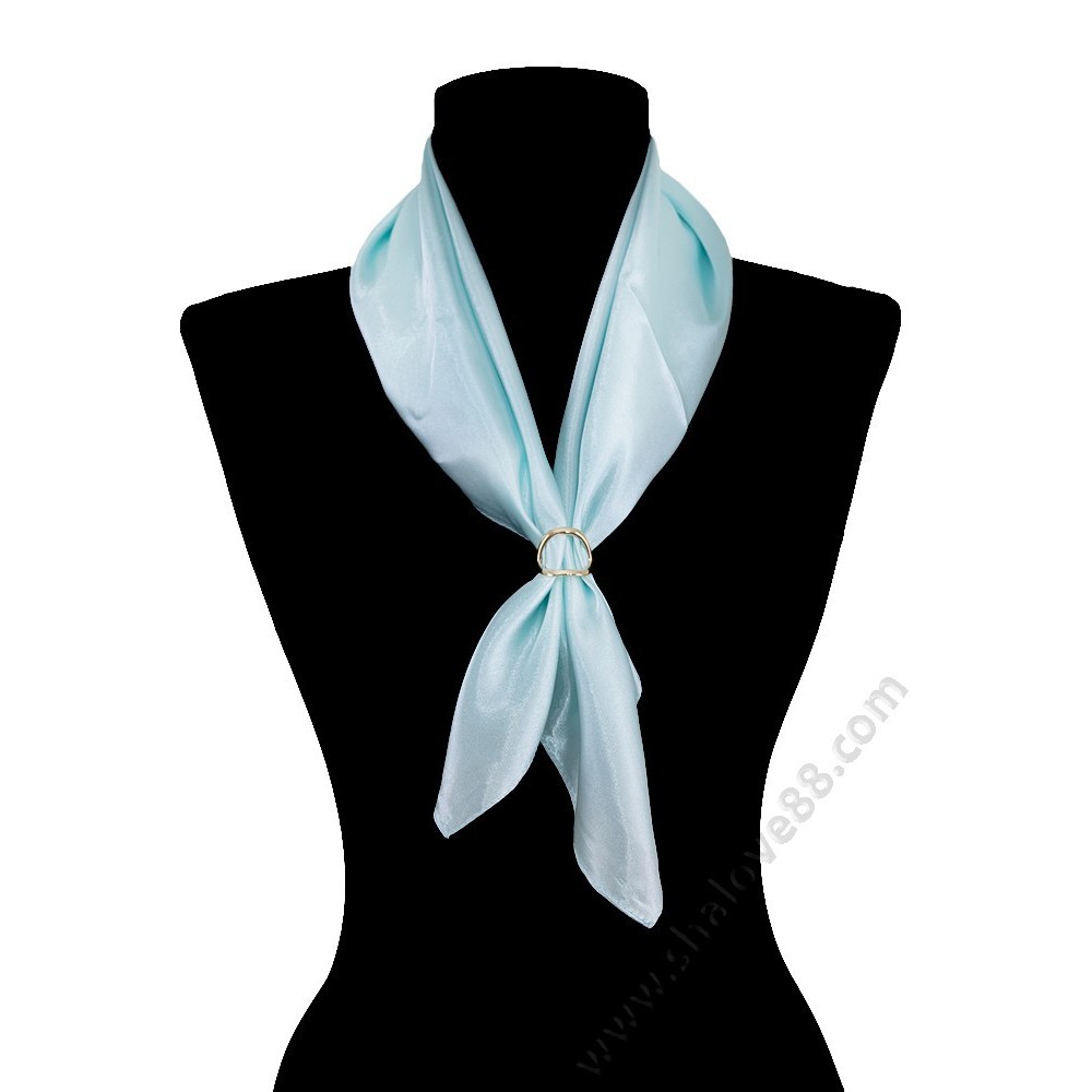 S 3300 Квадратен копринен шал фишу в светлосиньо