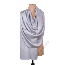 S 5119 Голям копринен дамски шал от сатен в сребристосиво