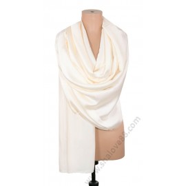 S 5119 Голям копринен дамски шал от сатен в екрю