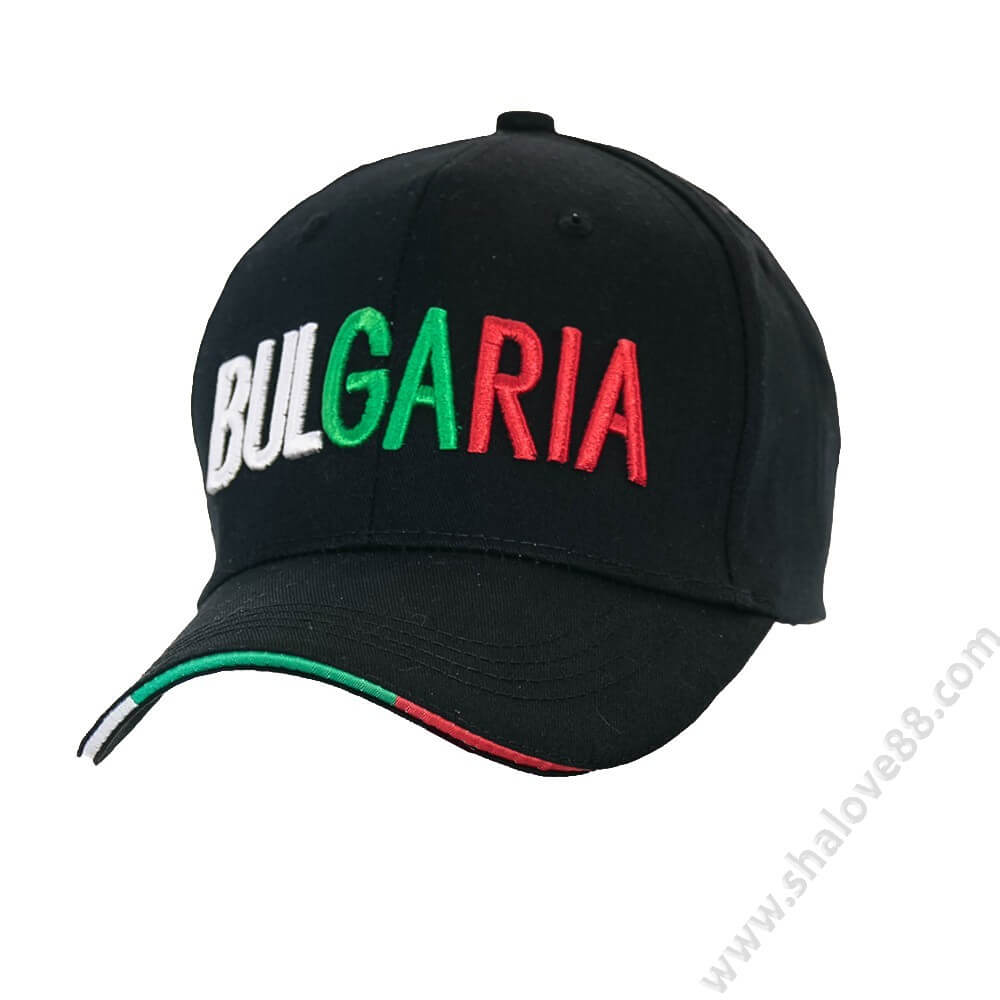 S 005 Черна мъжка шапка с козирка с бродерия " BULGARIA"