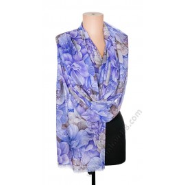 S 1111 Фин дамски шал с красиви цветя в лилаво