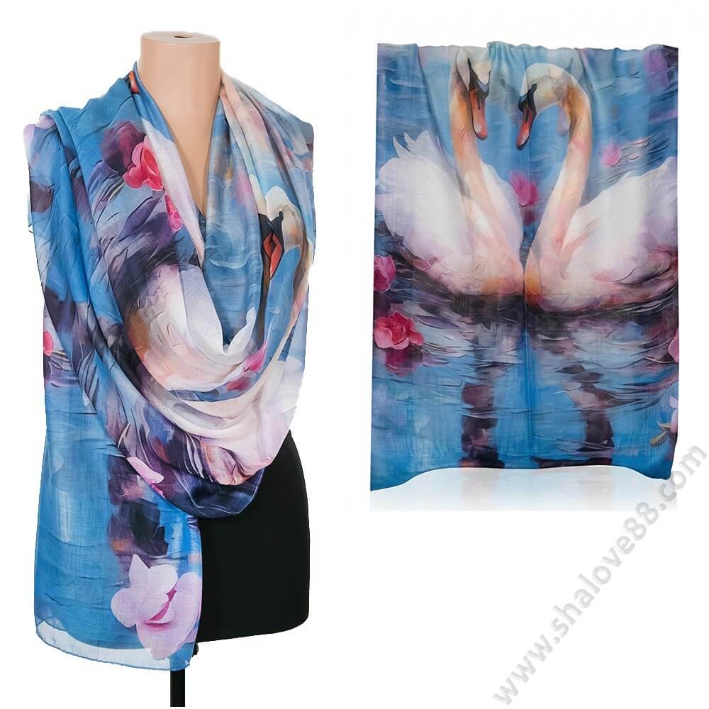 S 0313 Луксозен памучен шал „Езерна симфония“ с рисувани лебеди