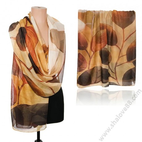 S 0310 Луксозен памучен шал „Есенен шепот“ с художествен мотив на листа