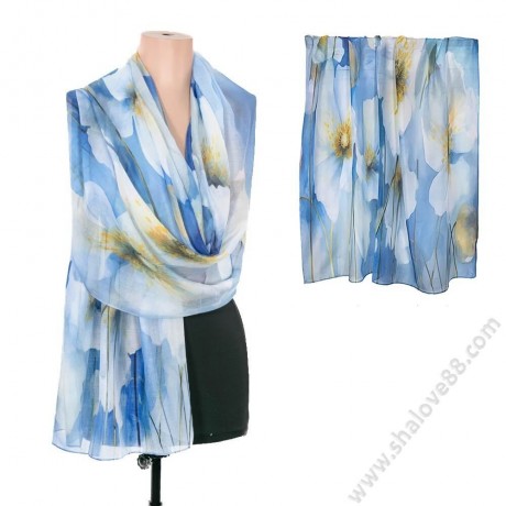 S 0316 ЛУКС Фин памучен дамски шал в небесносиньо с бели цветя