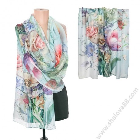 S 0315 Нежен памучен шал в светлозелено с красив букет цветя