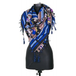 S 5859 Квадратен памучен шал с красиви цветя в кралскосиньо