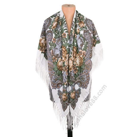 S 383 Красив руски шал с красиви цветя в бяло