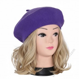 S 3842 Вълнена плетена дамска барета в магично тъмнолилаво
