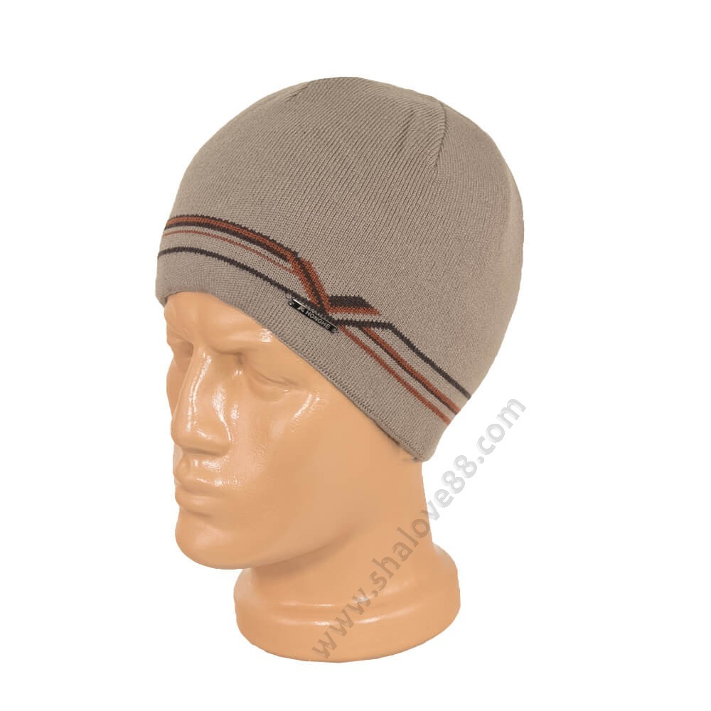 S 349 Плетена мъжка зимна шапка в бежово