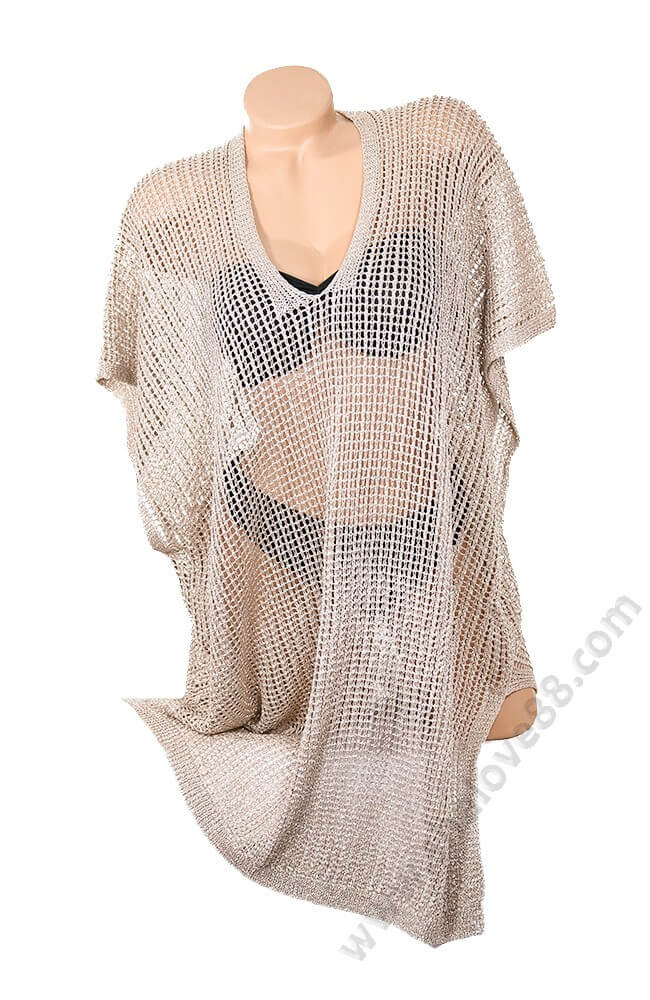 Парео и туника като ключови аксесоари за плажа